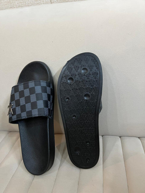 CHECK BLACK